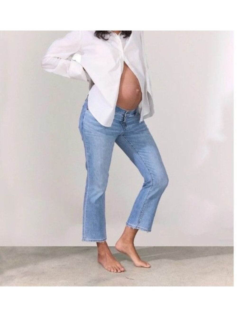 HATCH The Crop Maternity Jean in Light Wash Size 31